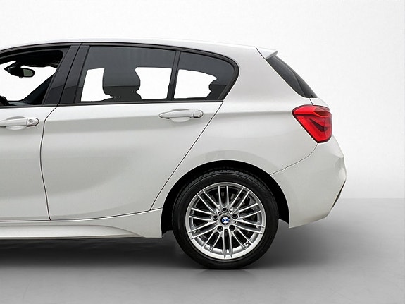 BMW 118d 29 of 30