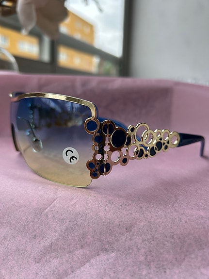 Product image 18 of 25