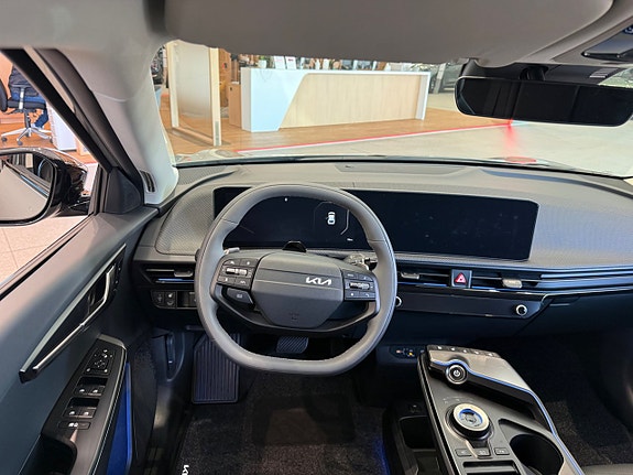 Kia EV6 11 of 15