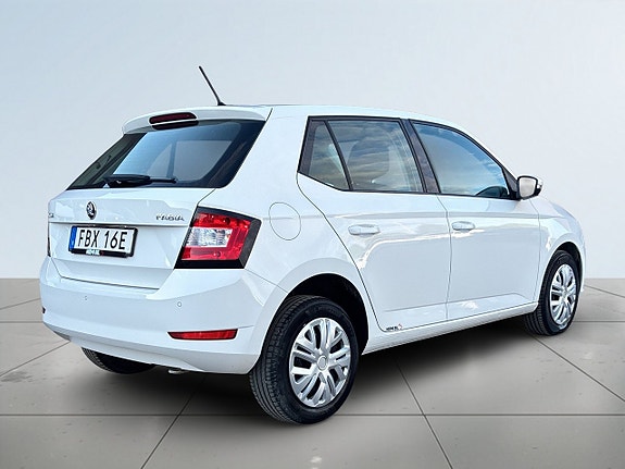 Skoda Fabia 5 of 5