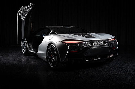 McLaren Artura 4 of 5