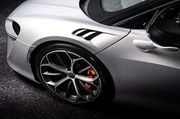 McLaren Artura 14 of 27