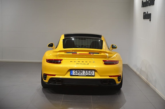 Porsche 911 Turbo S 7 of 25