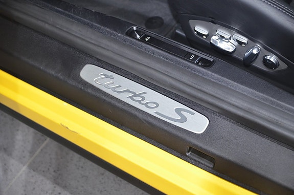 Porsche 911 Turbo S 20 of 25