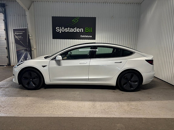 Tesla Model 3 2 of 22