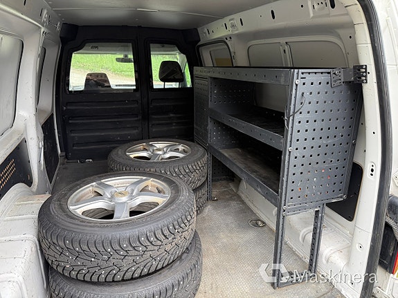 Volkswagen Caddy Maxi 6 of 11