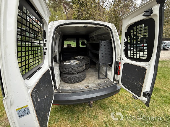 Volkswagen Caddy Maxi 5 of 5
