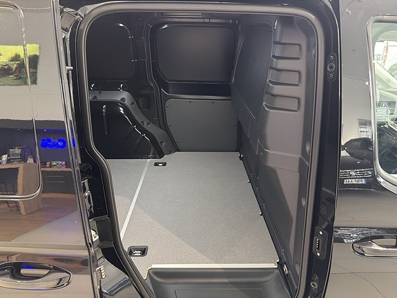 Volkswagen Caddy 9 of 14