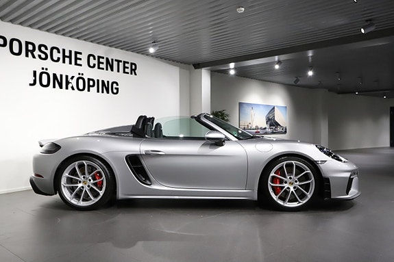Porsche 718 Spyder 7 of 22