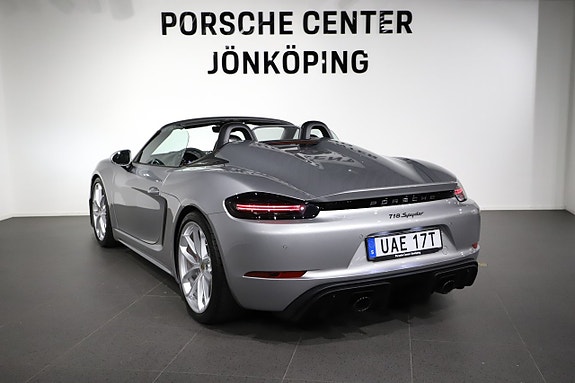 Porsche 718 Spyder 9 of 22