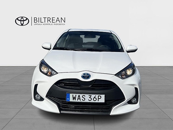 Toyota Yaris 6 of 14