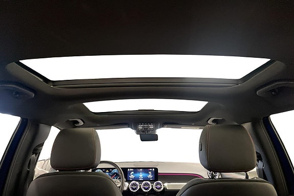 Mercedes-Benz GLB200 d 18 of 27