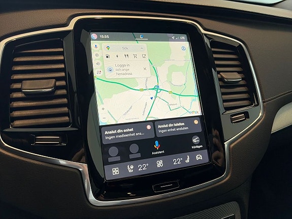 Volvo XC90 12 of 23