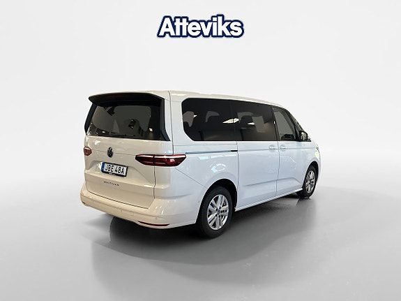 Volkswagen Multivan 12 of 19