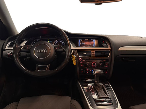 Audi A4 10 of 16