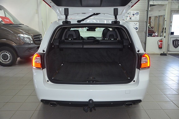 Volvo V70 13 of 14