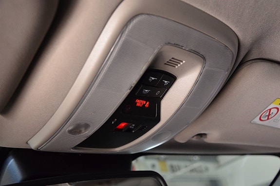 Volvo V70 12 of 14