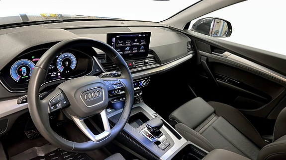Audi Q5 7 of 24