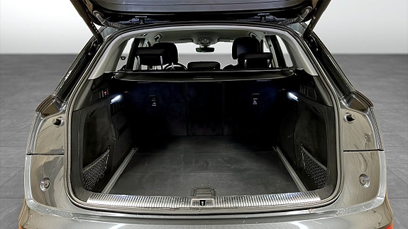 Audi Q5 12 of 24