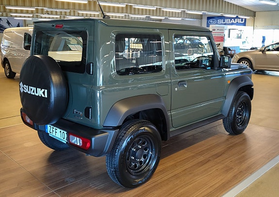 Suzuki Jimny 4 of 5