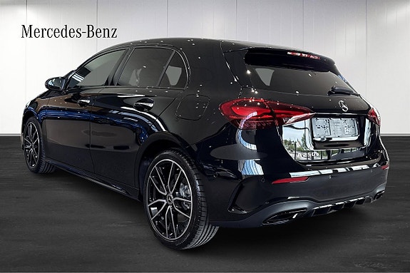 Mercedes-Benz A250 e 4 of 5