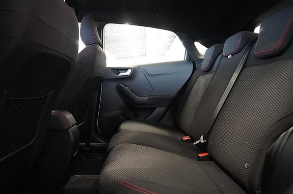 Ford Puma 10 of 17