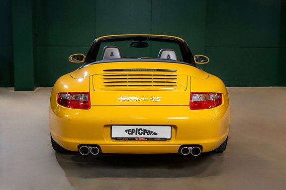 Porsche 911 9 of 26