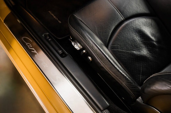 Porsche 911 15 of 26