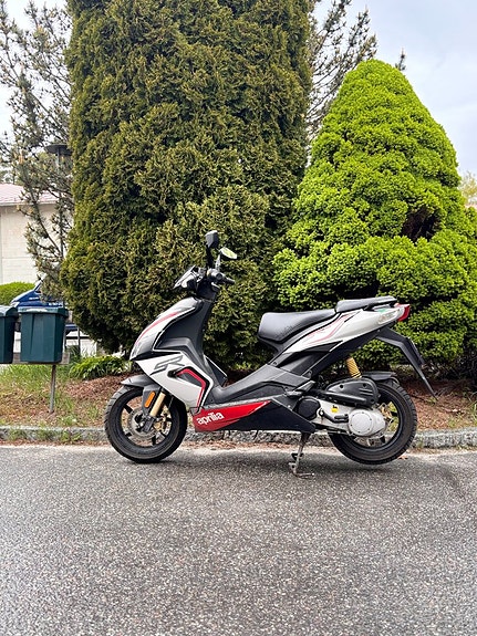 Aprilia SR50 R