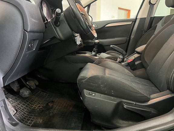 Citroen C4 8 of 17