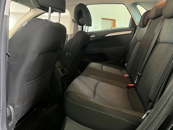 Citroen C4 10 of 17