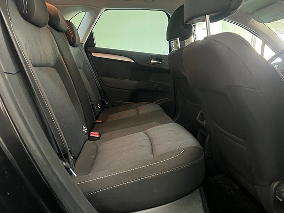 Citroen C4 11 of 17