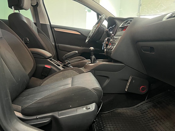 Citroen C4 12 of 17