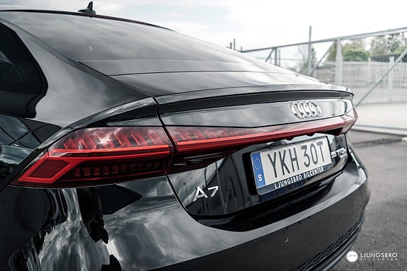 Audi A7 4 of 25