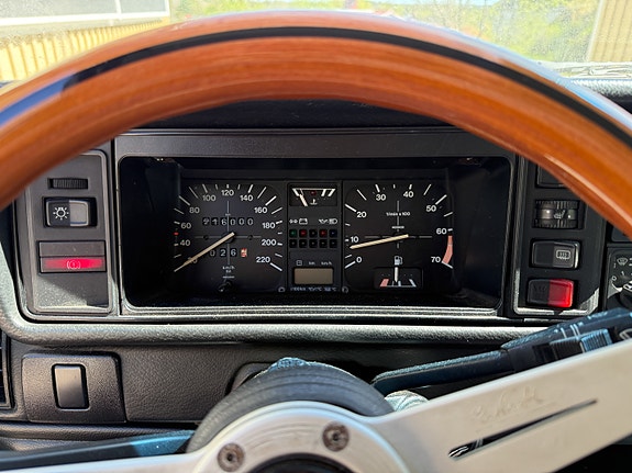 Volkswagen Golf I 4 of 5