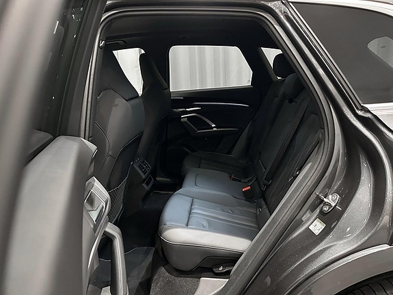 Audi Q5 8 of 15