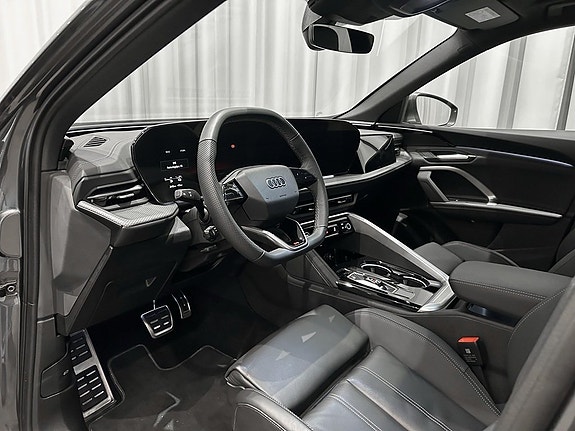 Audi Q5 9 of 15