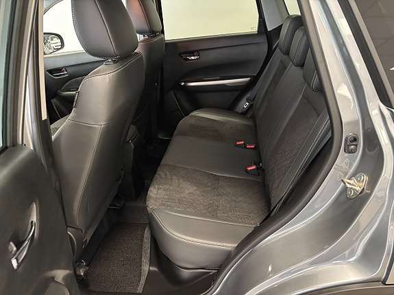 Suzuki Vitara 7 of 8