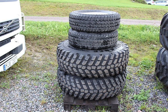 KIOTI  entreprenadhjul