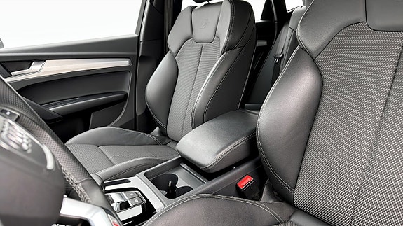 Audi Q5 8 of 18