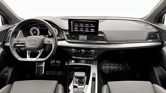 Audi Q5 10 of 18