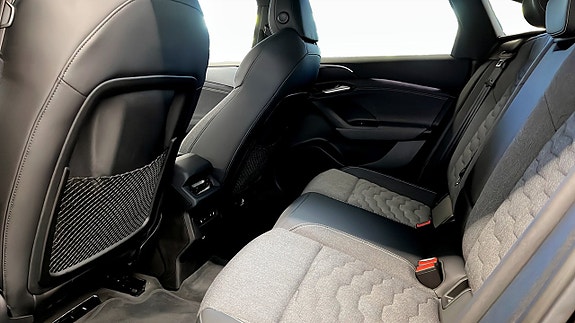 Audi A6 12 of 20