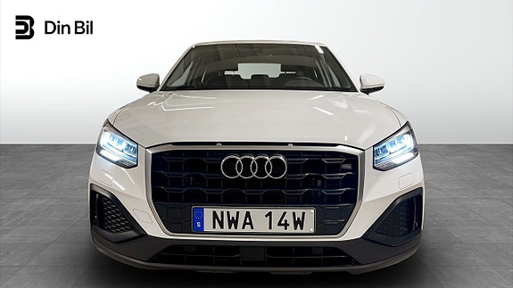 Audi Q2 4 of 5