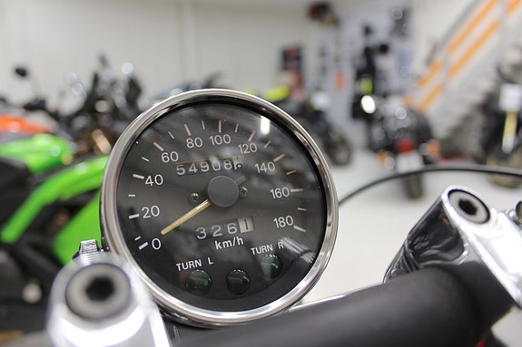 Suzuki VS750 Intruder 9 of 10