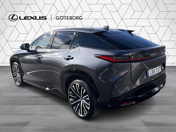 Lexus RZ500e 4 of 16