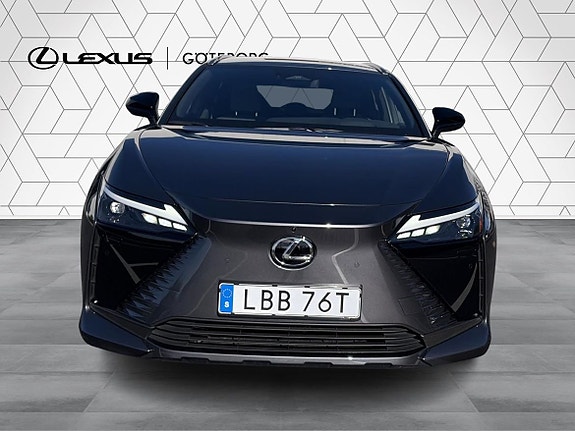 Lexus RZ500e 7 of 16