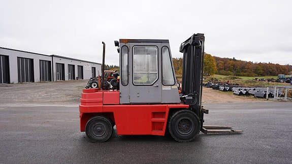 Kalmar 4600 - Dieseltruck