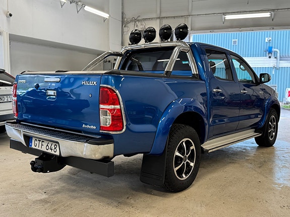 Toyota HiLux 5 of 5