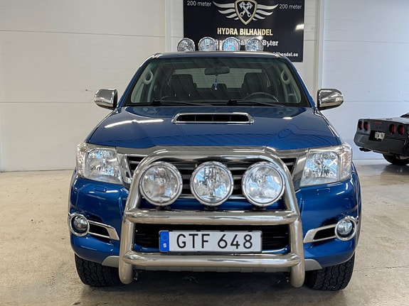 Toyota HiLux 8 of 21