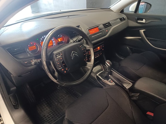 Citroen C5 11 of 13